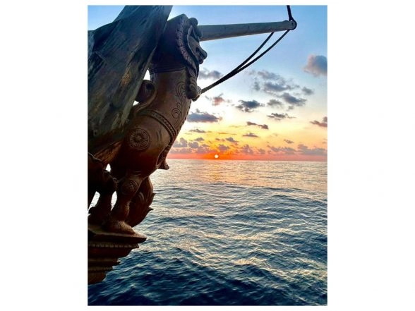 World News | Indian Sailing Vessel 'Kaundinya' Built Using 2000-year-old Technique Enters Omani Waters on Historic Voyage