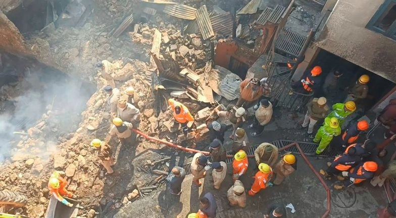 India News | HP CM Sukhu Expresses Grief over Solan's Fire Incident; Orders District Administration to Investigate the Incident