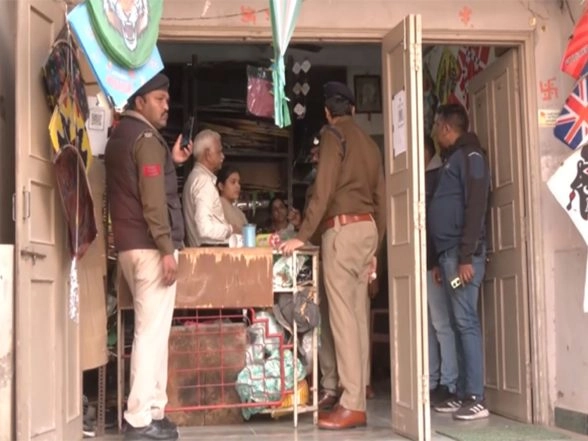India News | MP Police Cracks Down on Sale of Chinese Manjha in Indore After One Death, Two Injured