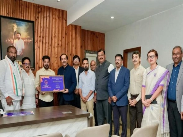 Sports News | Hockey India Signs MoU with Telangana Govt to Host Women's 2026 FIH Hockey World Cup Qualifiers in Hyderabad