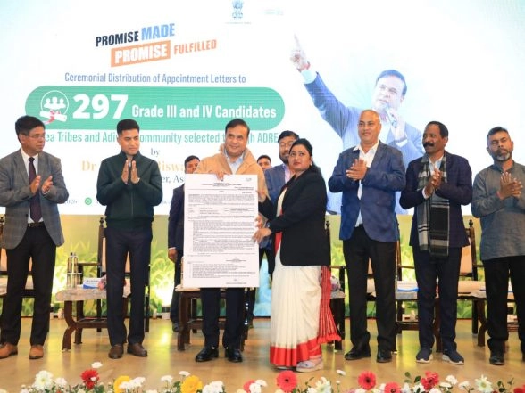 India News | Assam CM Sarma Distributes Appointment Letters to 296 Candidates from Tea Tribes and Adivasi Communities
