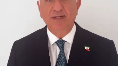 World News | Iran's Exiled Crown Prince Reza Pahlavi Calls on Internet Providers to Help Protesters