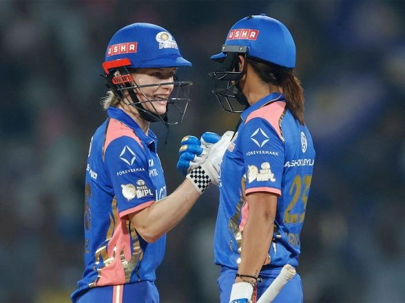 Sports News | WPL: Harmanpreet Masterclass Powers MI to 7-wicket Win over GG