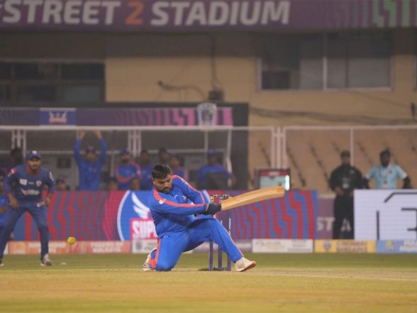 Sports News | ISPL Season 3: Delhi Superheros Beat Bengaluru Strikers by 18 Runs