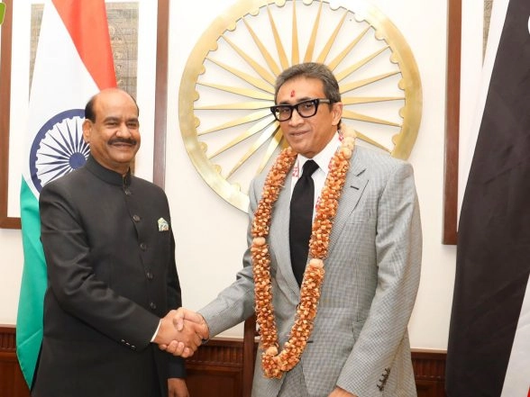 World News | Om Birla Meets Trinidad and Tobago Speaker; Discusses Strengthening Parliamentary Cooperation, Enhancing Trade Ties