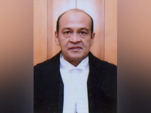India News | Cash Burnt Case: Justice Varma Files Response Before Parliamentary Panel, Denies Any Role