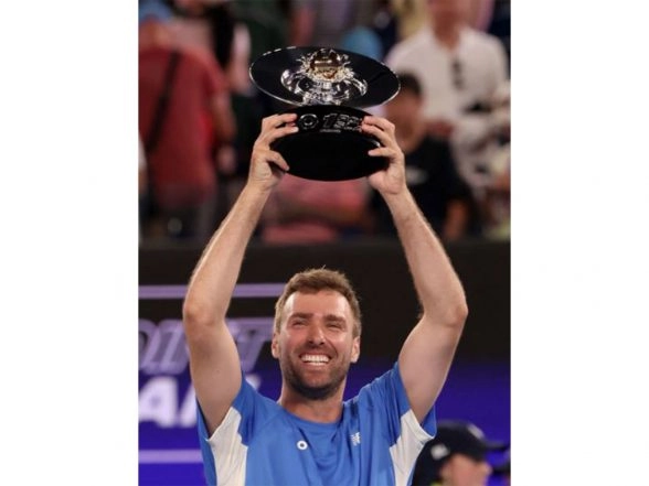 Sports News | Amateur Player Jordan Outclasses Five Pros, Including Sinner, to Win Exhibition '1 Point Slam' Event