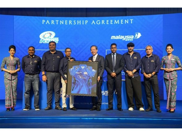 Business News | Malaysia Airlines Partners with Mumbai Indians, India's Biggest Cricket Team, to Drive Growth in India and Beyond