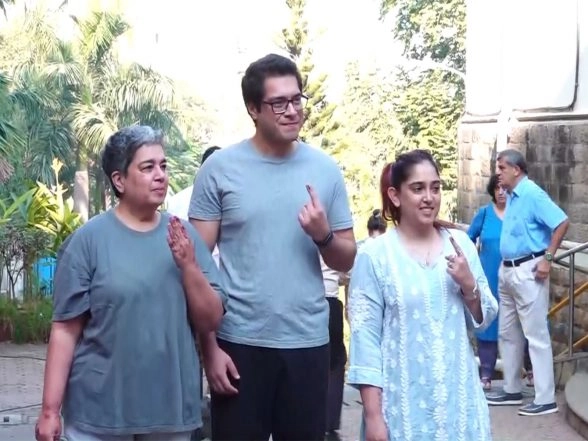 Entertainment News | BMC Polls: Junaid Khan, Ira Khan Arrive at Polling Booth with Mom Reena Dutta