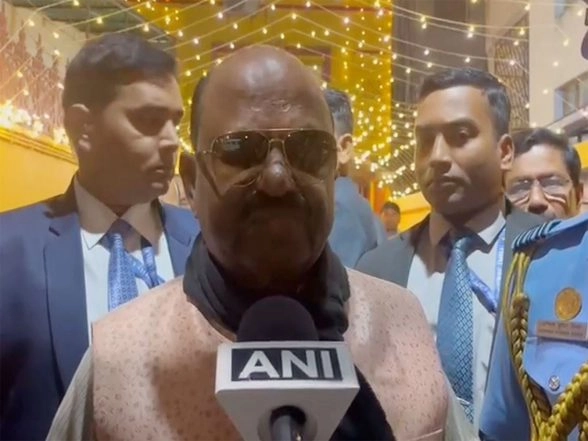 India News | Nipah Virus Has to Be Contained First, Eradication Should Be Top Priority: West Bengal Governor CV Ananda Bose