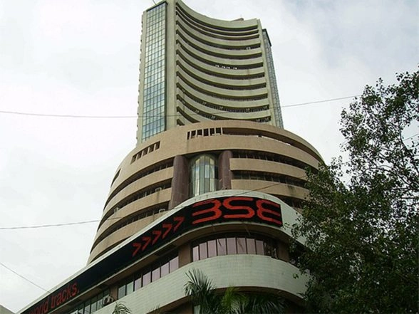 Business News | Stock Market Witnesses Selling Pressure, Nifty Slips Below 25,700 Mark