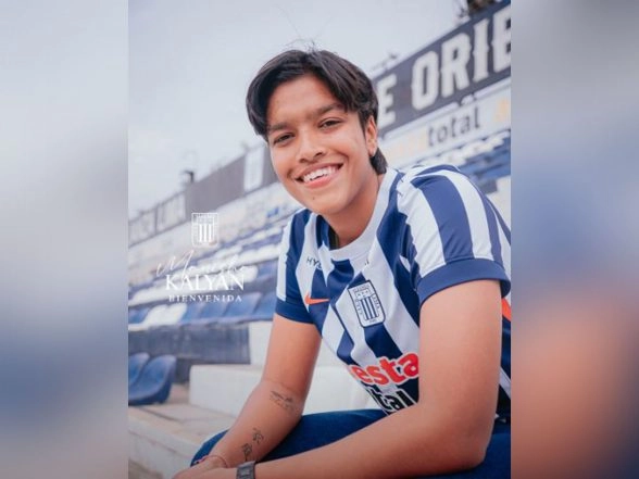Sports News | Indian Footballer Manisha Kalyan Signs with Peru's Alianza Lima