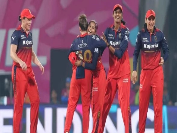 Sports News | WPL: Shreyanka Speaks on Maiden T20 Fifer, Dealing with Injuries After Win over GG