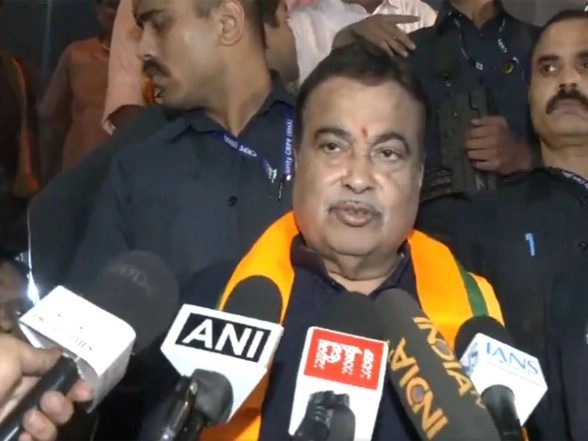 India News | We Pursued Development with Complete Honesty: Nitin Gadkari on BMC Election Results