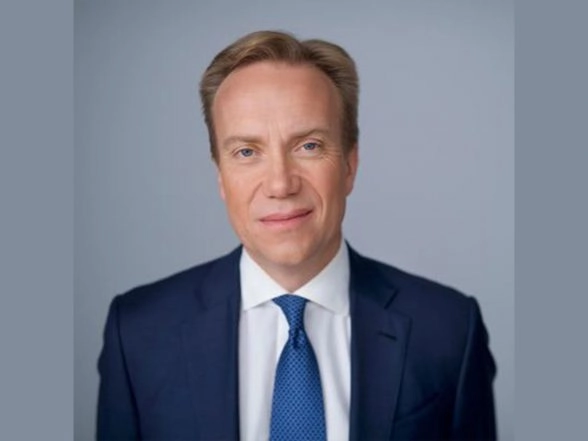 Business News | WEF Chief Børge Brende Warns Debt, Geopolitics as Key Threats to Global Growth
