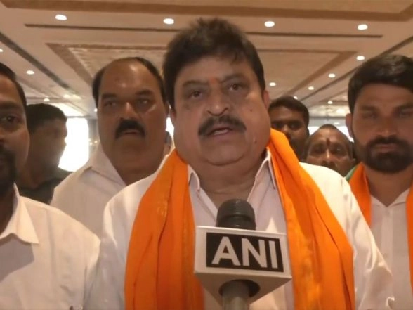 India News | Telangana: BJP Holds Preparatory Meeting Ahead of Upcoming Municipal Elections