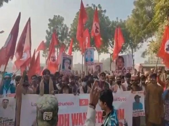 World News | Pakistan Accused of Repression as Sindhi Nationalists Rally for Freedom on G.M. Syed's Anniversary