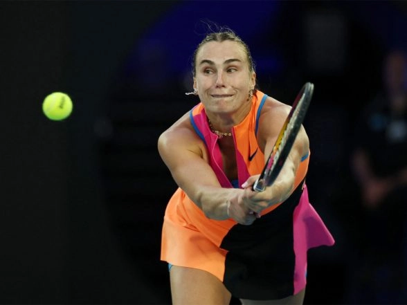 Sports News | Australian Open: World Number One Sabalenka Starts off with Win; Williams Exits in Round One