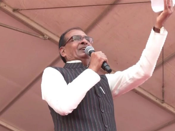 India News | MP Sports Festival Concludes in Silvani, Shivraj Singh Chouhan Praises 14,500 Participants
