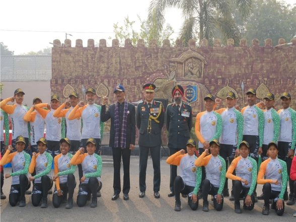 India News | MoS Defence Sanjay Seth Interacts with Cadets at NCC Republic Day Camp 2026