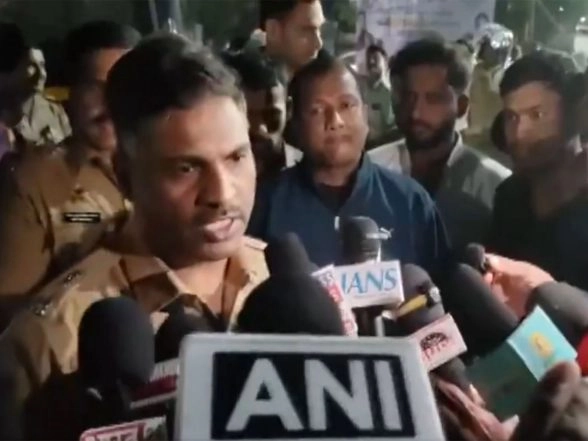 India News | Maharashtra: Clash Breaks out Between Supporters of BJP and KVA in Bhiwandi Post Municipal Poll Verdict