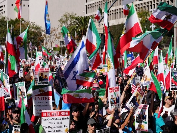 World News | WEF Sparks Backlash by Inviting Iranian Foreign Minister Amid Massacre Allegations