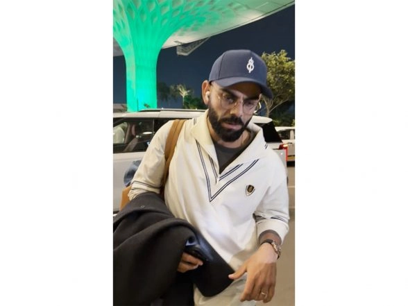Entertainment News | Virat Kohli Makes Cool Appearance at Mumbai Airport Hours After Scoring Century Against NZ