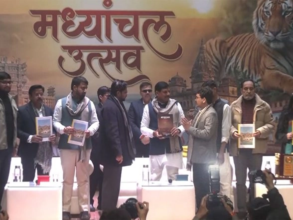 India News | MP CM Mohan Yadav Attends Madhyanchal Utsav 2026 at Delhi University