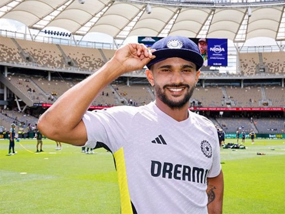 Sports News | Irfan Pathan Feels Nitish Reddy 'should Have Played from the First Game' in NZ ODI Series