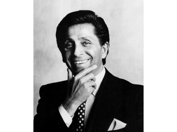 Entertainment News | Renowned Italian Fashion Designer Valentino Garavani Passes Away at 93