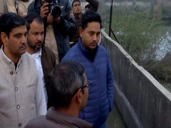 India News | UP: Gautam Buddha Nagar SDM Assures Action Against Guilty in Noida Techie Death Case