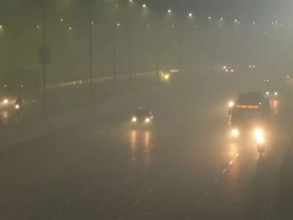 India News | Despite Marginal Improvements, Delhi's Air Remains Unbreathable at 397 AQI