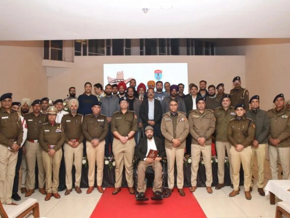 India News | Chandigarh Traffic Police Hold Road Safety Dialogue, Identify Key Stretches for Intervention
