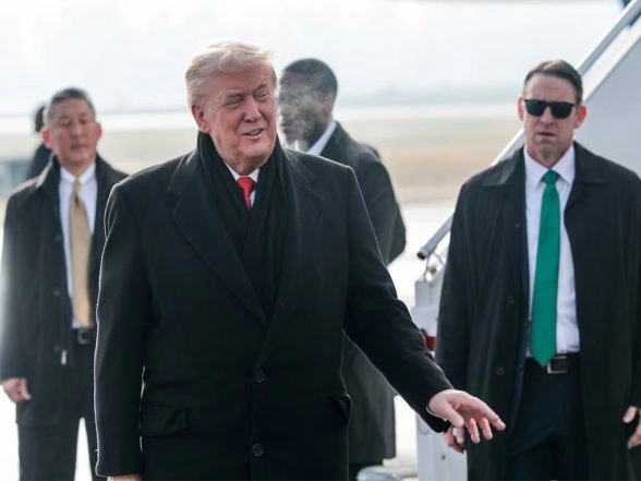 World News | Trump Arrives in Davos for World Economic Forum Amid Greenland Row, Tariff Threats