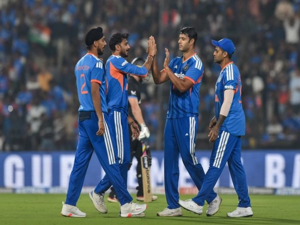 Sports News | India Defeat New Zealand by 48 Runs, Take 1-0 Lead in Five-match T20I Series
