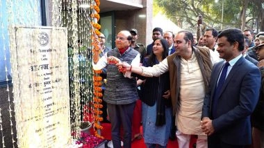 India News | Delhi: Lt Governor Vinai Kumar Saxena Inaugurates Column Fountains in Dwarka in a Boost to Urban Aesthetics