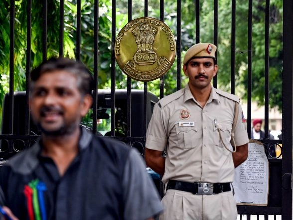 India News | Failed Relationships Cannot Be Criminalised: Delhi HC Quashes Rape and SC/ST Act FIR