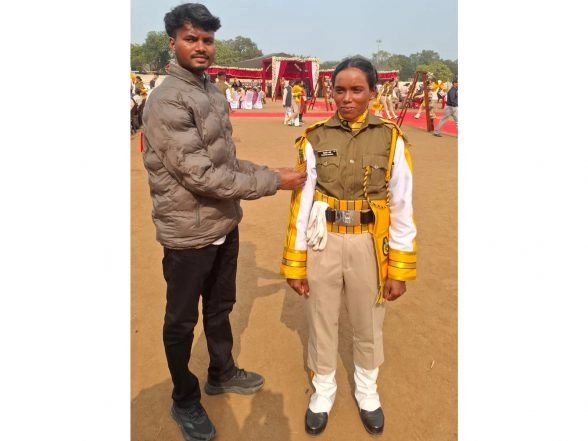 India News | Roshni Verma: From Labourer to National-level Footballer, Now Head Constable in CISF