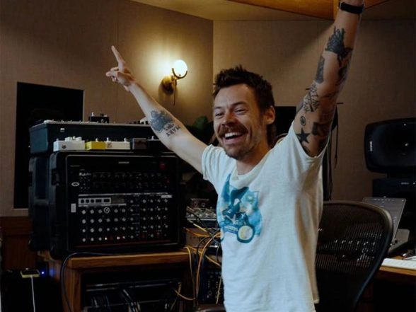 Entertainment News | Harry Styles Announces 2026 Tour Dates, Plans 30-night New York Run