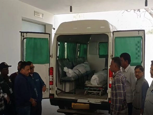 India News | Gujarat: Congress Rajya MP's Nephew Kills Self After Allegedly Shooting Dead Wife, Saus Police