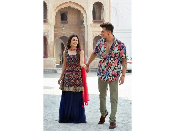 Entertainment News | Celebrity Couple Prince Narula and Yuvika Chaudhary to Enter Reality Show 'The 50'