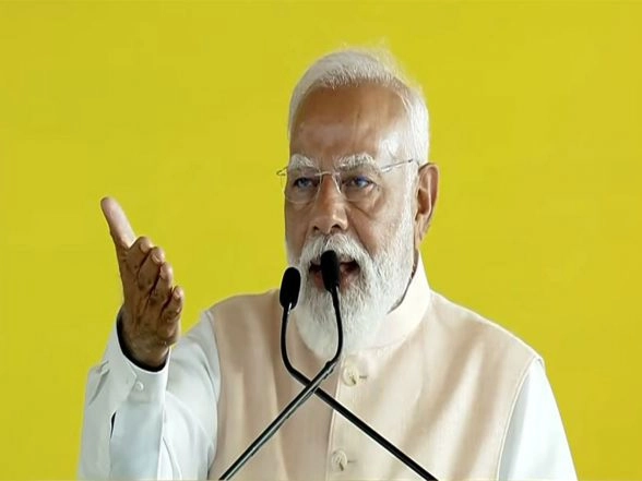 India News | PM Modi Gives Clarion Call for Change in Kerala, Tamil Nadu; Congress, CPI Hit Back