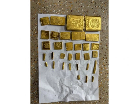 India News | DRI Mumbai Foils Novel Gold Smuggling Attempt Through Courier; 1.815 Kg Gold Worth Rs 2.89 Crore Seized; Two Arrested