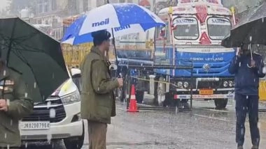 India News | J-K: NH44 Remains Closed for Second Day; Snowfall Paralyses Life in Jammu Hill Resorts