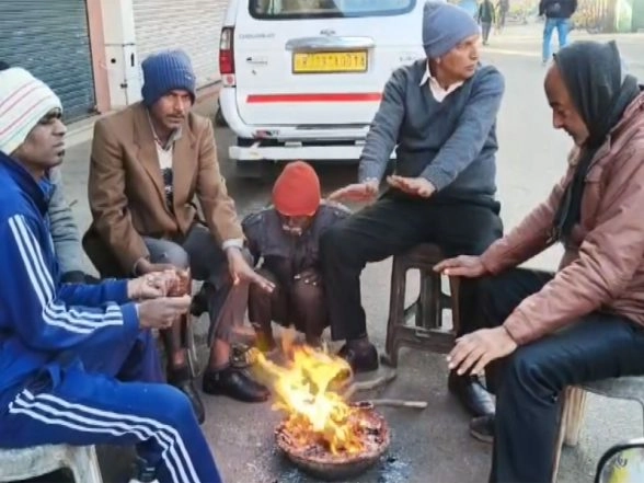 India News | Mount Abu Shivers at -7 Degrees Celsius as Cold Wave Continues to Grip North India