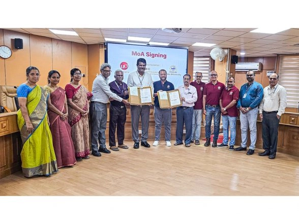 Business News | Mu Sigma, Mu Sigma Foundation and Anna University Sign MoA to Establish AI Center at CEG Campus