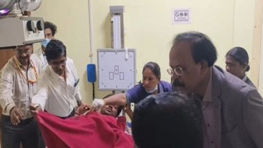 India News | Karnataka: Three Injured While Preparing for Hubballi Program to Be Attended by Siddharamaiah, Kharge