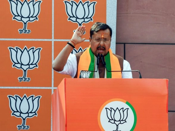 India News | Nitin Nabin to Offer Prayers at Shri Banke Bihari Mandir, to Participate in PM Modi's 'Mann Ki Baat'