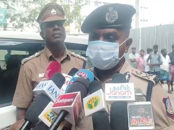 India News | Tamil Nadu: Three Police Personnel Injured in Country-made Bomb Attack, NDA Leaders Slam CM Stalin