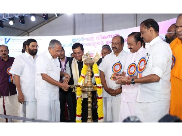 India News | Union Minister Sarbananda Sonowal Inaugurates Capacity Augmentation Works of Kerala's Vizhinjam International Seaport